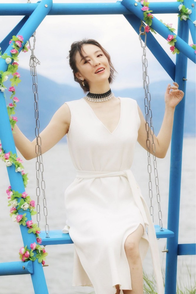 绯闻女孩queens艺人,绯闻女孩queens经典造型