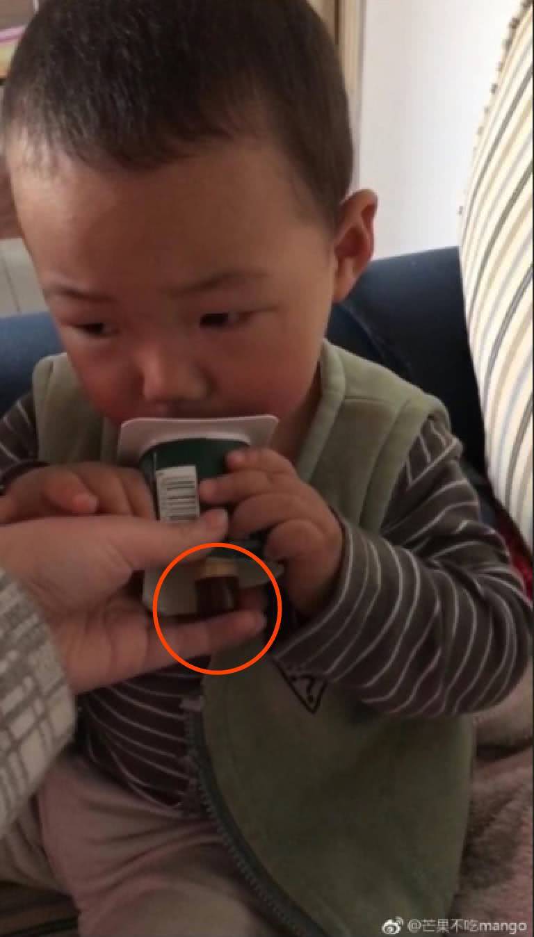 小婴儿吃雪糕了怎么办,宝宝非要吃雪糕妈妈的方式绝了