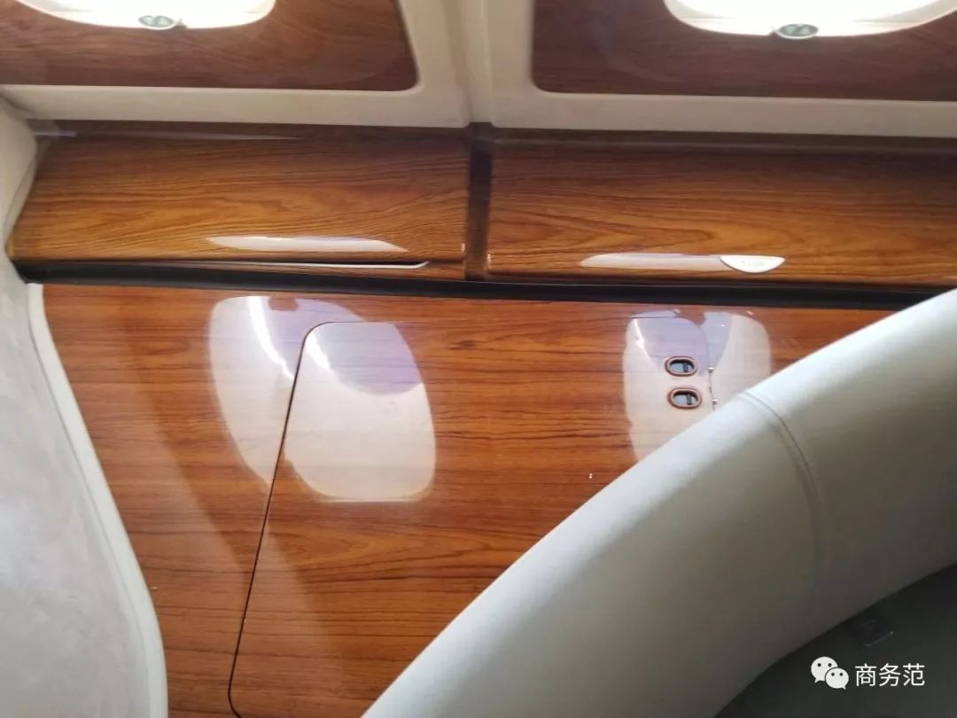 阿联酋航空豪华经济舱体验,阿联酋航空奢华