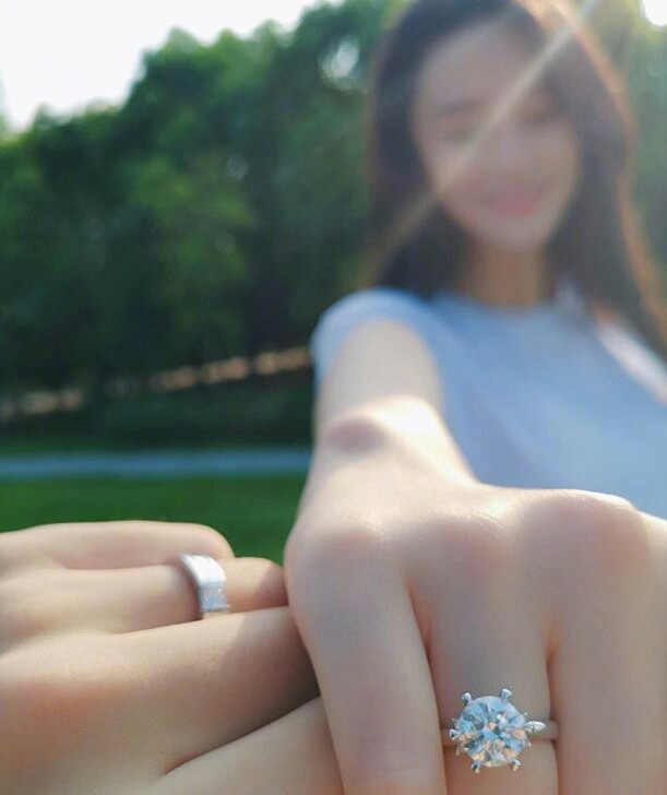 张馨予李晨和范冰冰,李晨对张馨予和范冰冰谁付出得多