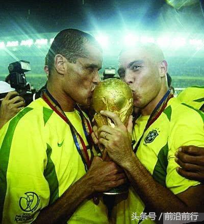 罗纳尔多为什么称为外星人,外星人罗纳尔多为什么叫罗尼