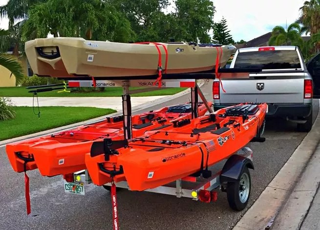 不要再愁着买车了，买艘最新的皮划艇去自由钓鱼