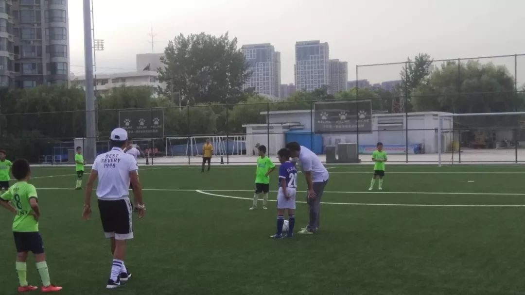 前巴萨副主席、前西班牙国脚都来了！2018“国奥杯”青少年足球邀请赛打响