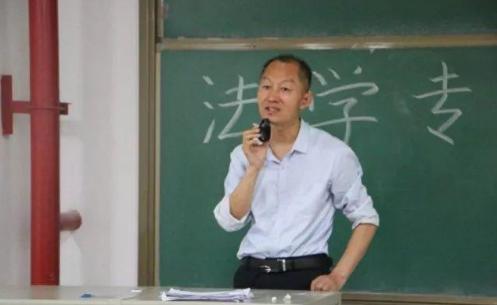河南省郑州市女子怀孕前后,河南郑州女子怀孕前后