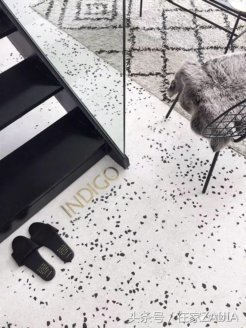 客厅正中放个大楼梯，也太好看了吧！