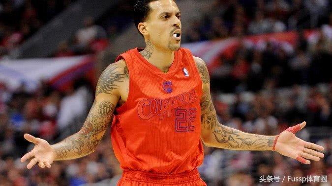 圣诞大战球衣：2015年最经典短袖球衣遭差评