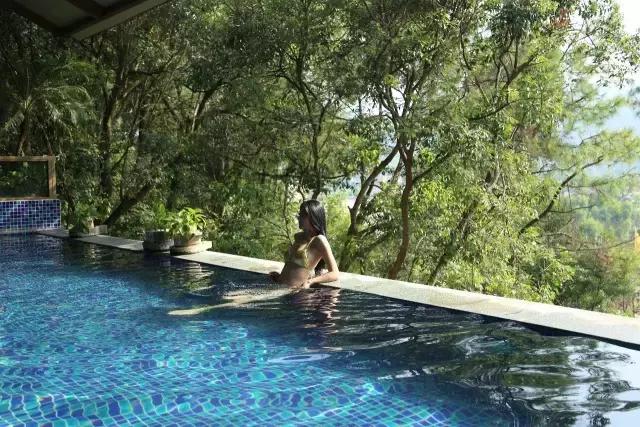 云顶温泉度假酒店无边际泳池,云顶温泉大酒店有多少家