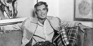 为什么成功人士喜欢穿拉夫劳伦,为什么成功人士都喜欢穿拉夫劳伦