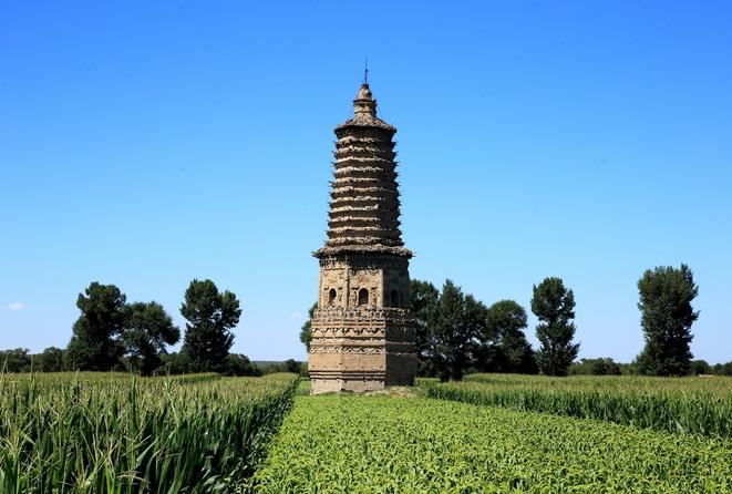 旅游随笔——敢把“情人”葬在身边的皇后