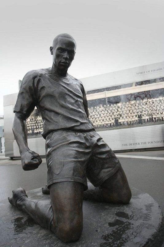 海布里之王,海布里之王亨利球服