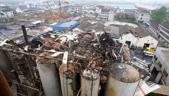 “老公水开了，帮我倒面粉吧”瞬间家毁人亡！