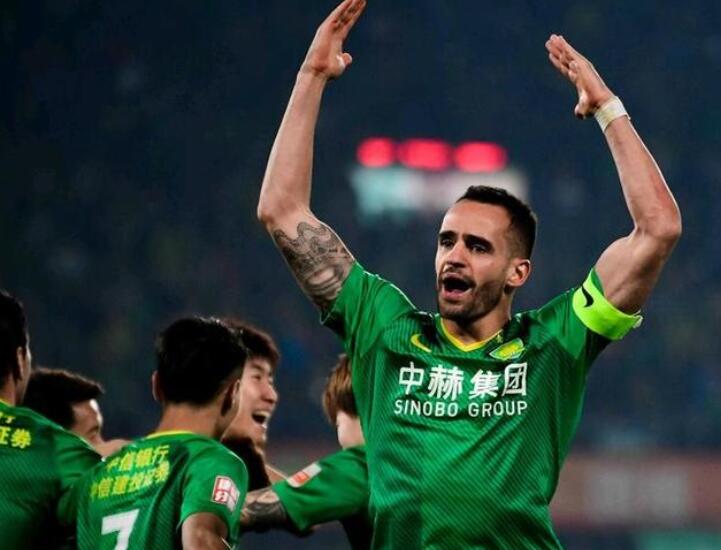 重获新生！御林军想夺冠还得靠他，30岁低调中场一战征服全中超