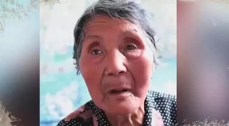 毒打、强奸、*虐性**……他把一个女人故事画成漫画，看到第几张你哭了