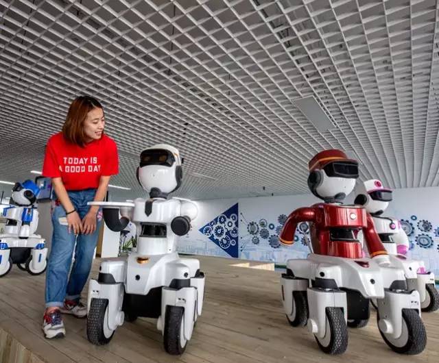 南京新媒体行动｜南京23万“码农”必备这本说明书