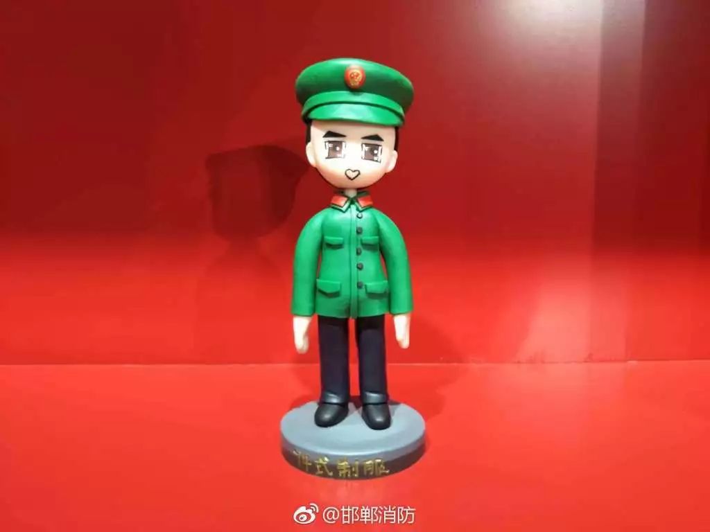 我国以前的消防服是什么样的,各时代的消防服