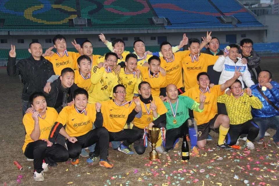 南充剑客足球俱乐部成员名单,真英雄俱乐部直播