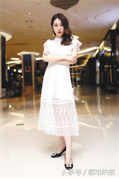 怎么穿蕾丝不土气好看,蕾丝怎么穿好看图片