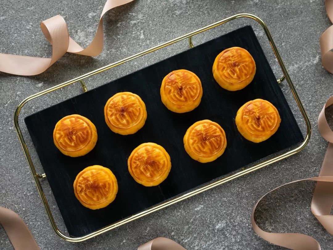 港式奶黄流心月饼礼盒6只装,奶黄流心月饼香港真货