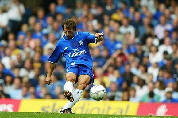 魔术师佐拉：斯坦福桥永远的宠儿，被遗忘的五大联赛任意球之王！