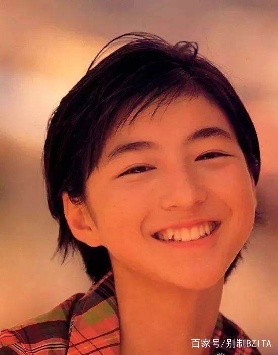 易烊千玺的少年感，广末凉子、袁咏仪、宣萱这些女星们从来都不缺