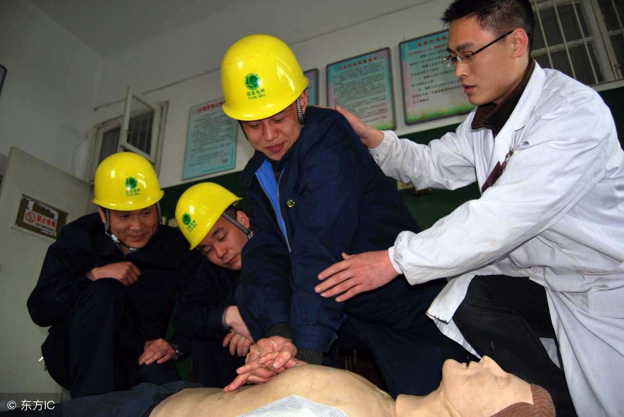 发生触电时如何正确处理,触电原因及应对措施