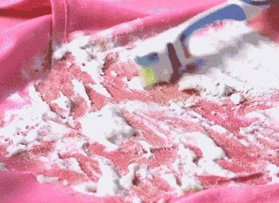 油渍墨水渍怎么洗,油渍滴衣服上了怎么洗