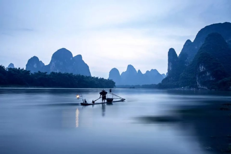 对联是一种对偶文学,对联的有趣形式