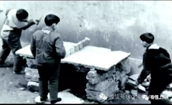 居家打乒乓,花园打乒乓