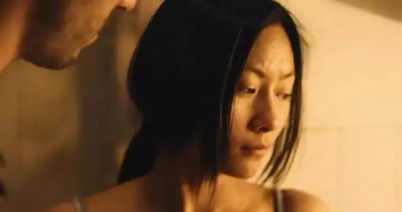 如此露骨的*欲情**，这片应该终生被禁