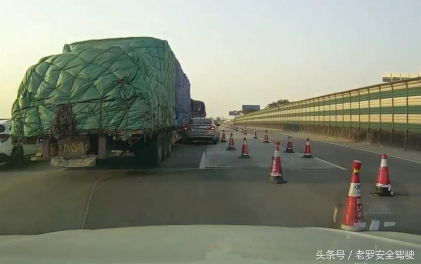 开车交通安全常识大全图,新手看交通事故车辆行驶技巧