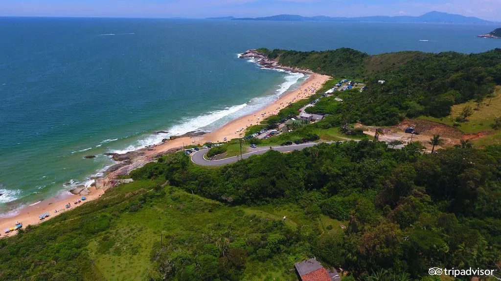 必去的十大海滩,全球最美的六大海滩