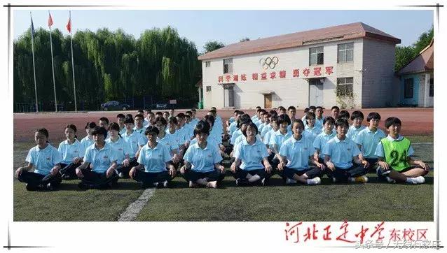 石家庄学校军训视频,27中学校石家庄军训