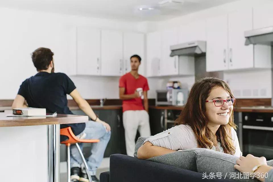 英国肯特大学,英国肯特大学商学院