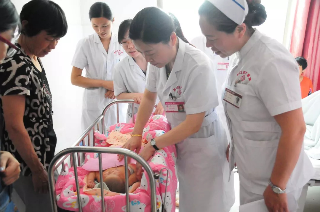 不忘初心砥砺前行——记最美医生周口妇产医院妇产科主任李俊