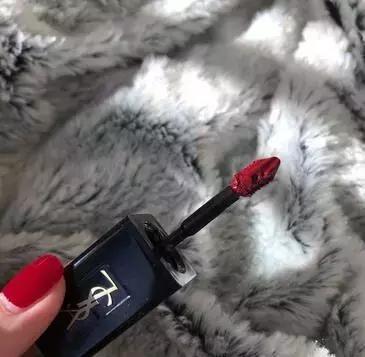 张馨予撩女生,张馨予的口红有哪些