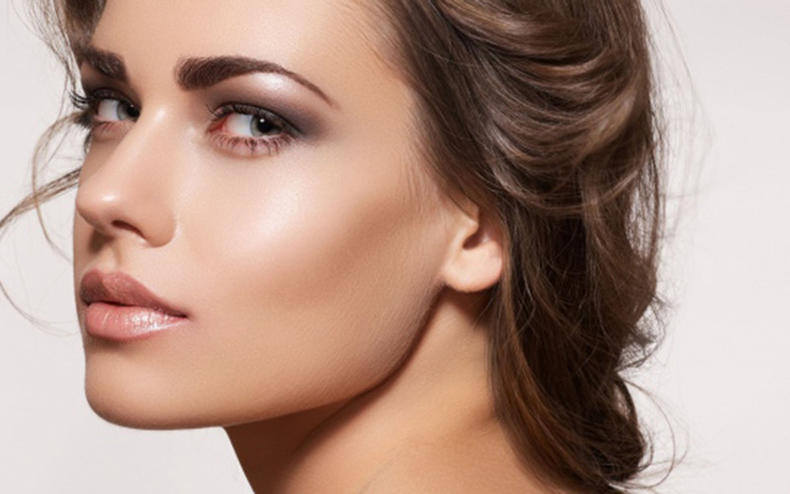 粉底液混干皮水润推荐,保湿粉底液干皮