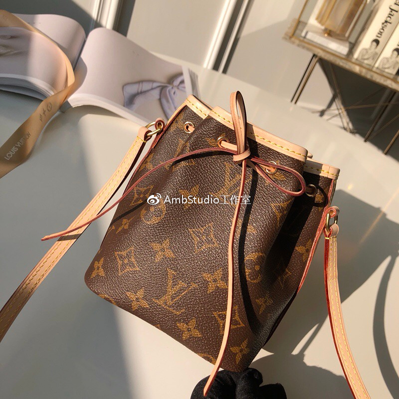 lv2022最保值最值得买的包包,lvnanonoe迷你水桶包实用吗