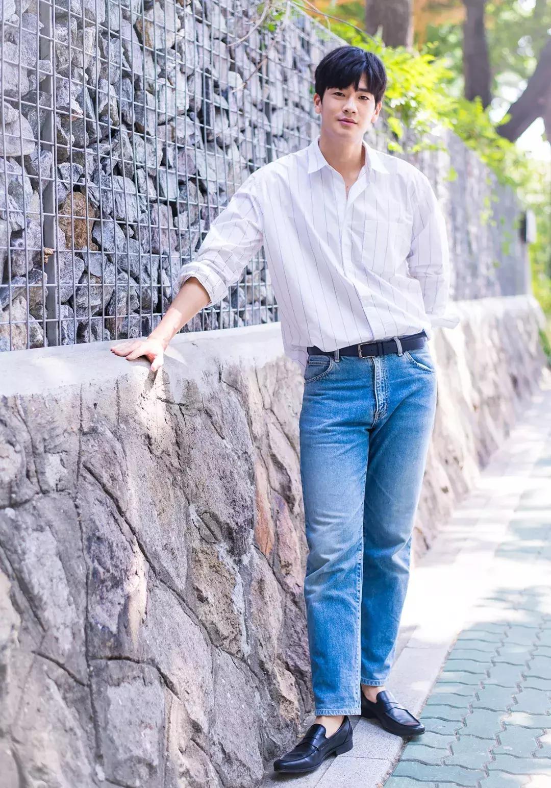 叔的成功叔的帅，叔得有这4双鞋