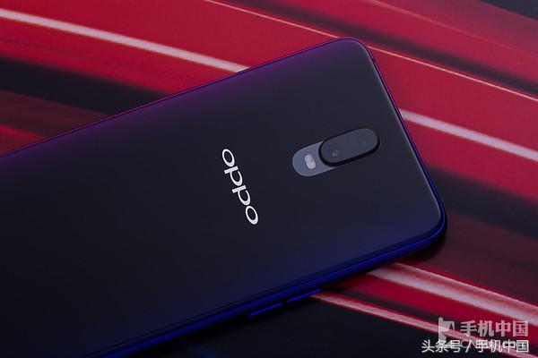 opporeno和r17哪个好,oppor17现在还值得买吗