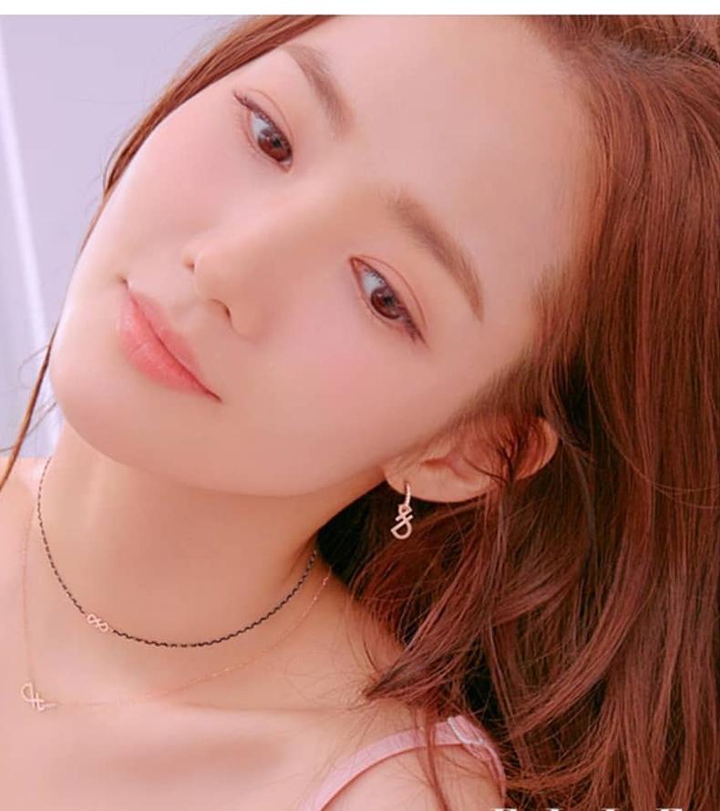 职场穿搭女装金秘书,金秘书经典配饰