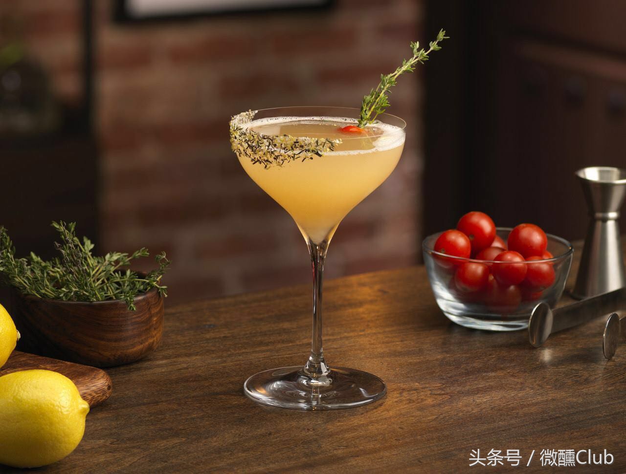 酒吧调酒师培训资料,如何成为酒吧调酒师