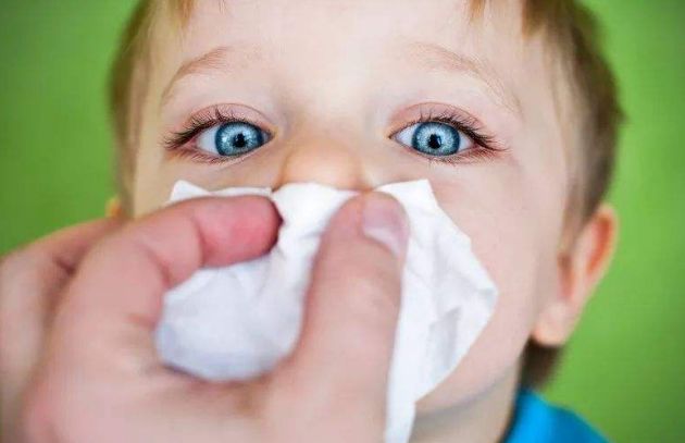 儿童普通感冒药物治疗千万别滥用,儿童感冒常用药名单大全