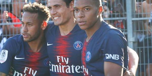 世界杯吃一张红牌被禁赛几场,姆巴佩红牌禁赛