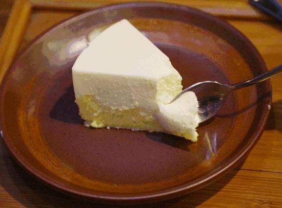 这家店汤包没有肉，蛋糕会着火