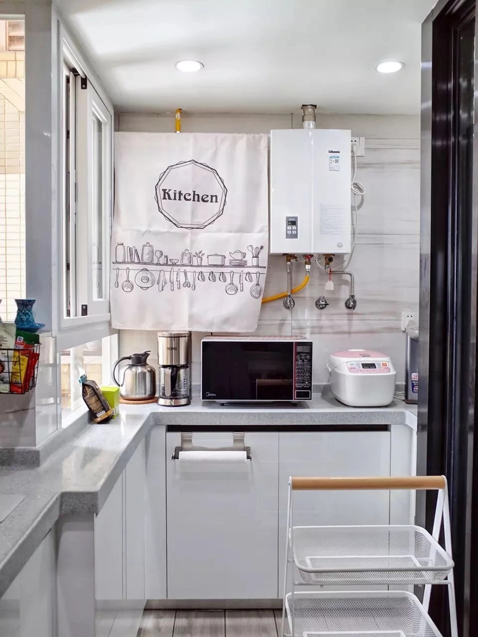 燃气热水器和电热水器的区别视频,燃气热水器比电热水器有什么优点