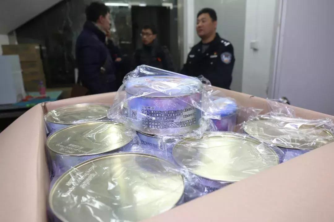 网红小熊饼干啥样,香港的小熊饼干是否已闻名于世
