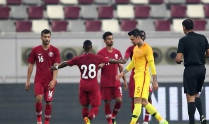 国足丢球亚洲杯,19年亚洲杯让里皮心态炸裂