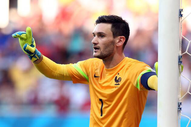 现役世界足坛十大球星,天下足球十大门将排名