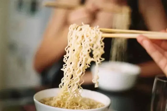 方便面真的一点营养都没有,没有营养的方便面