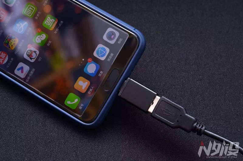 你多久没用手柄玩游戏了，凌耀X-One无线手柄开箱体验